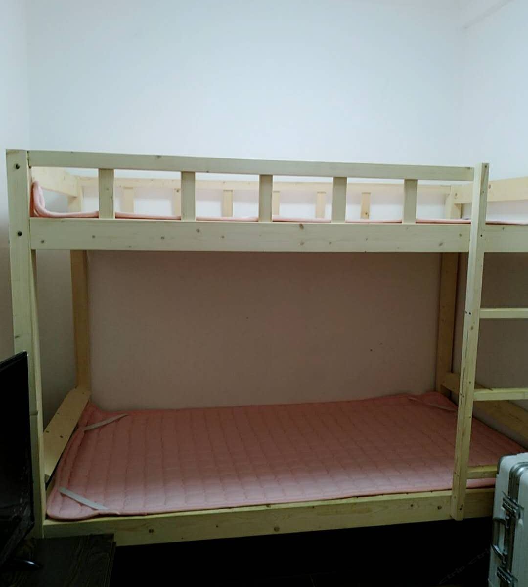 甜美六人间(床位)(公共卫浴)