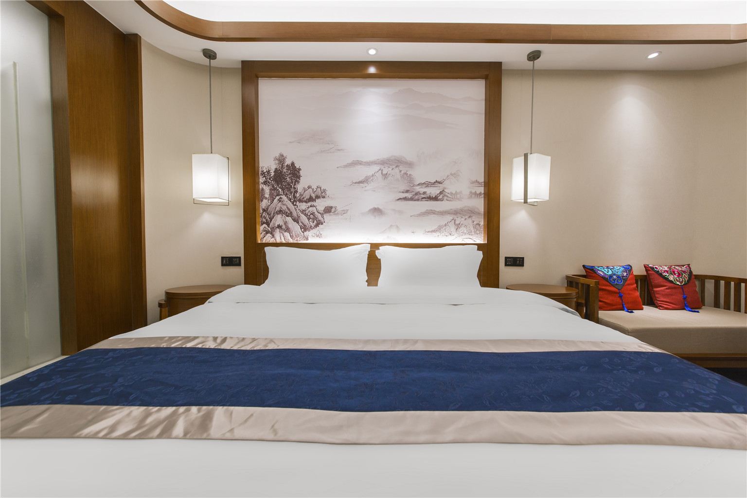 高级大床房