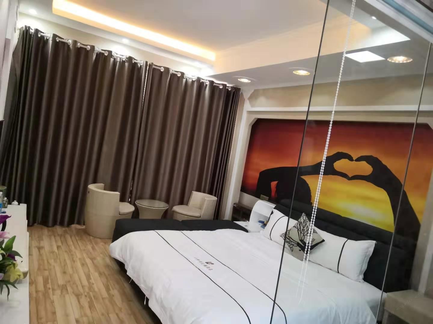 舒适大床房