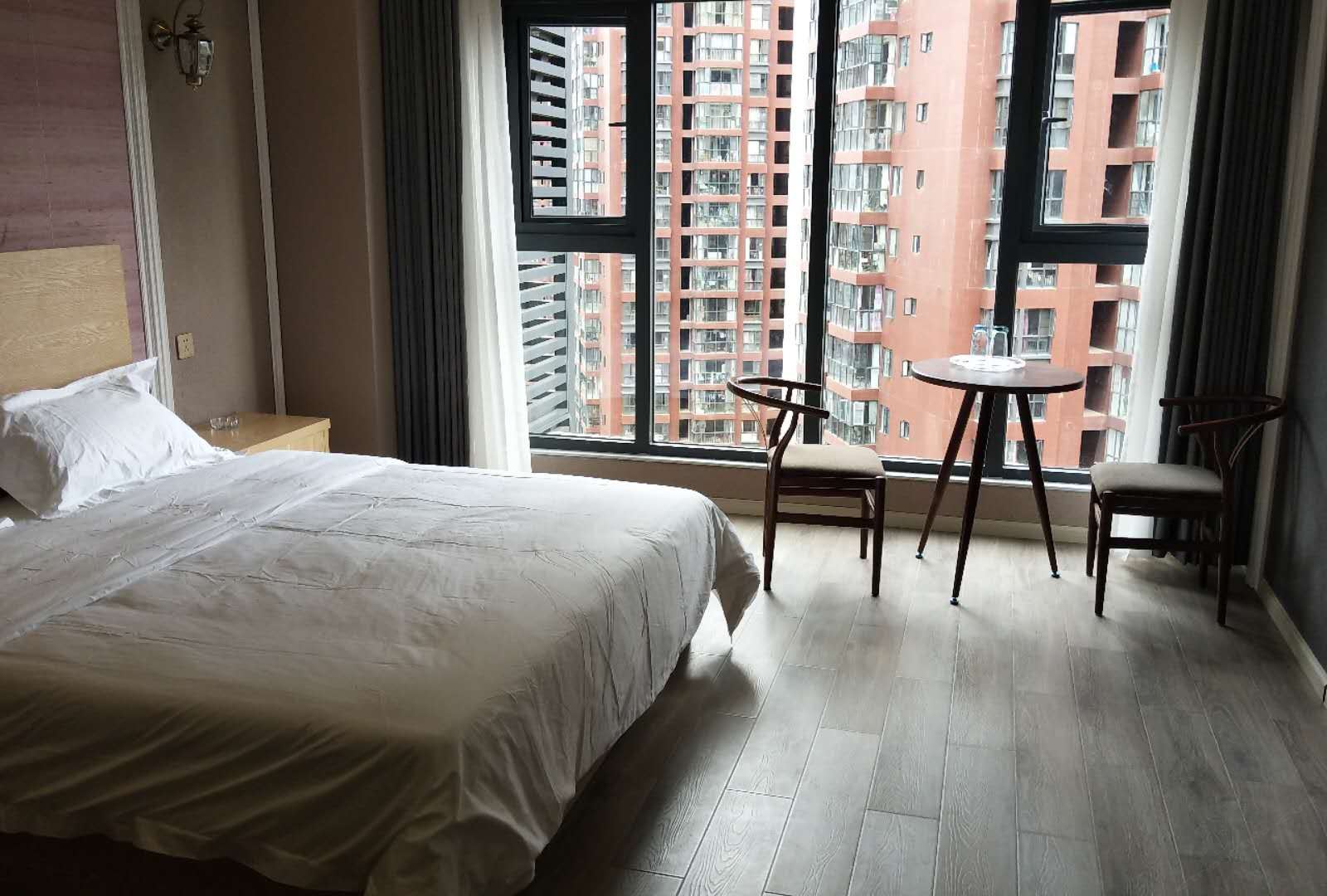 城市景观大床房