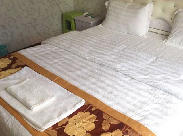 标准大床房