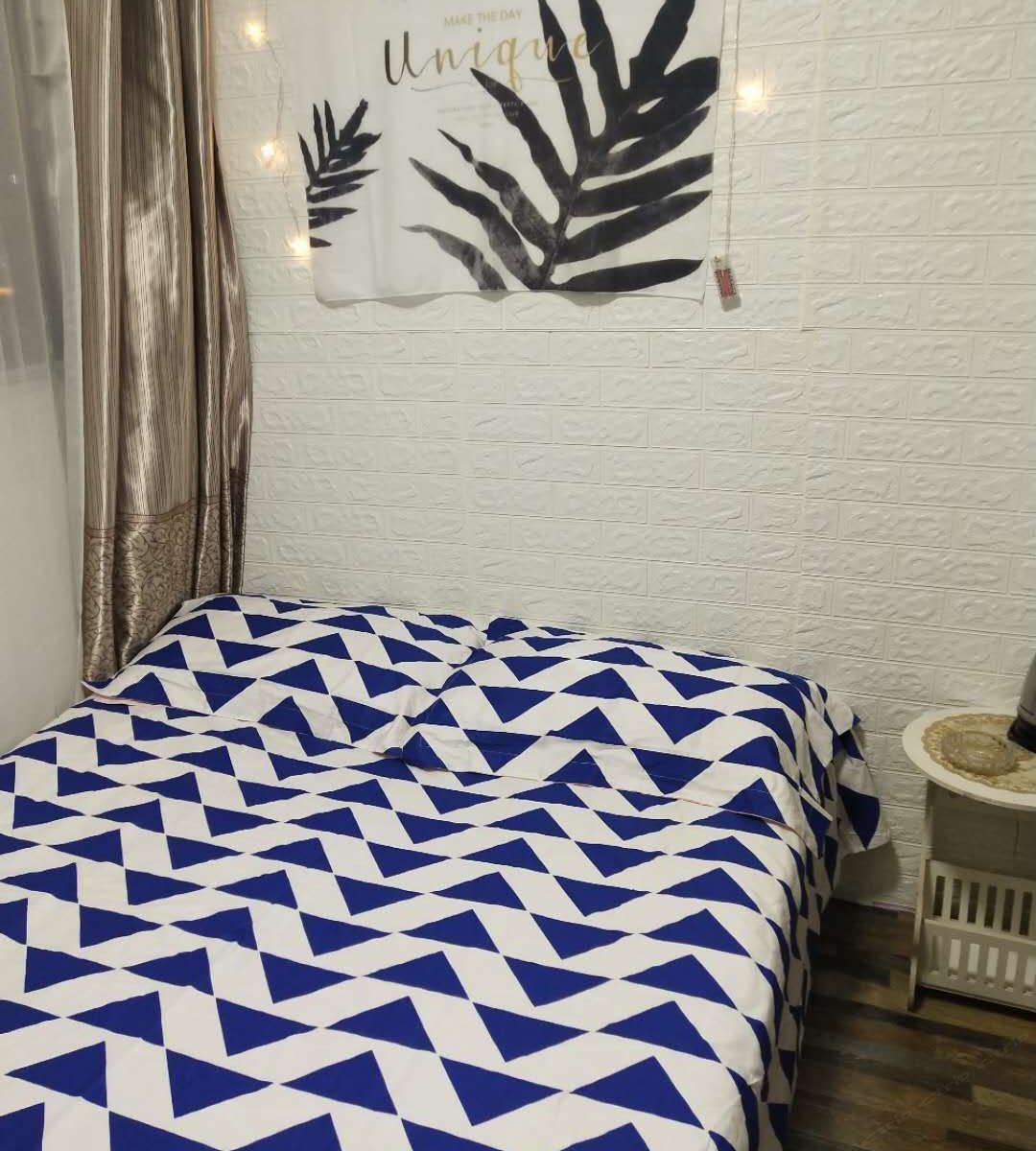 电脑大床房