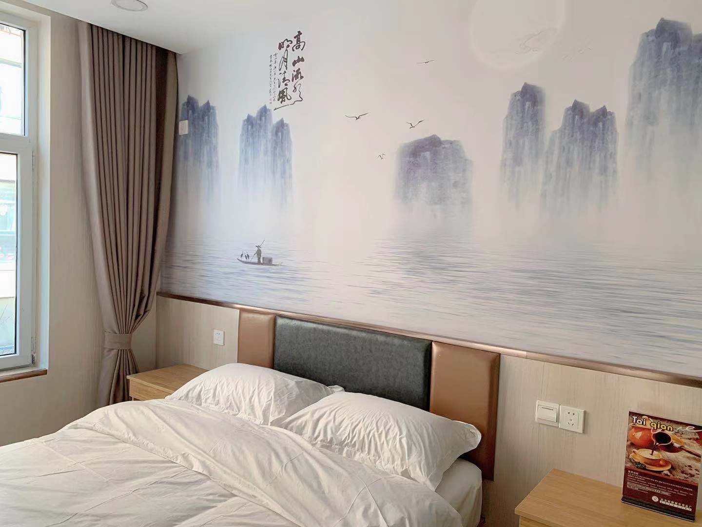 黑木崖大床房(无窗)