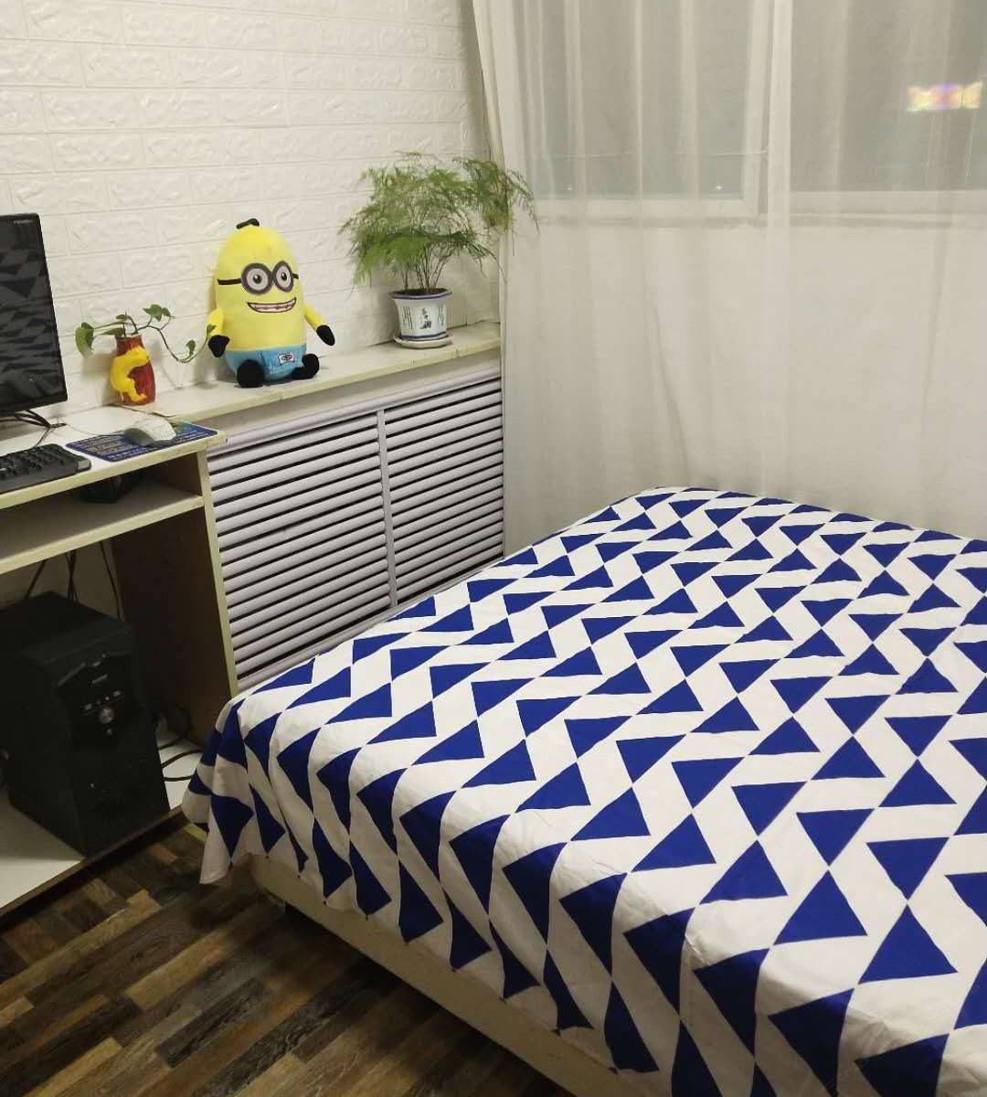 电脑大床房