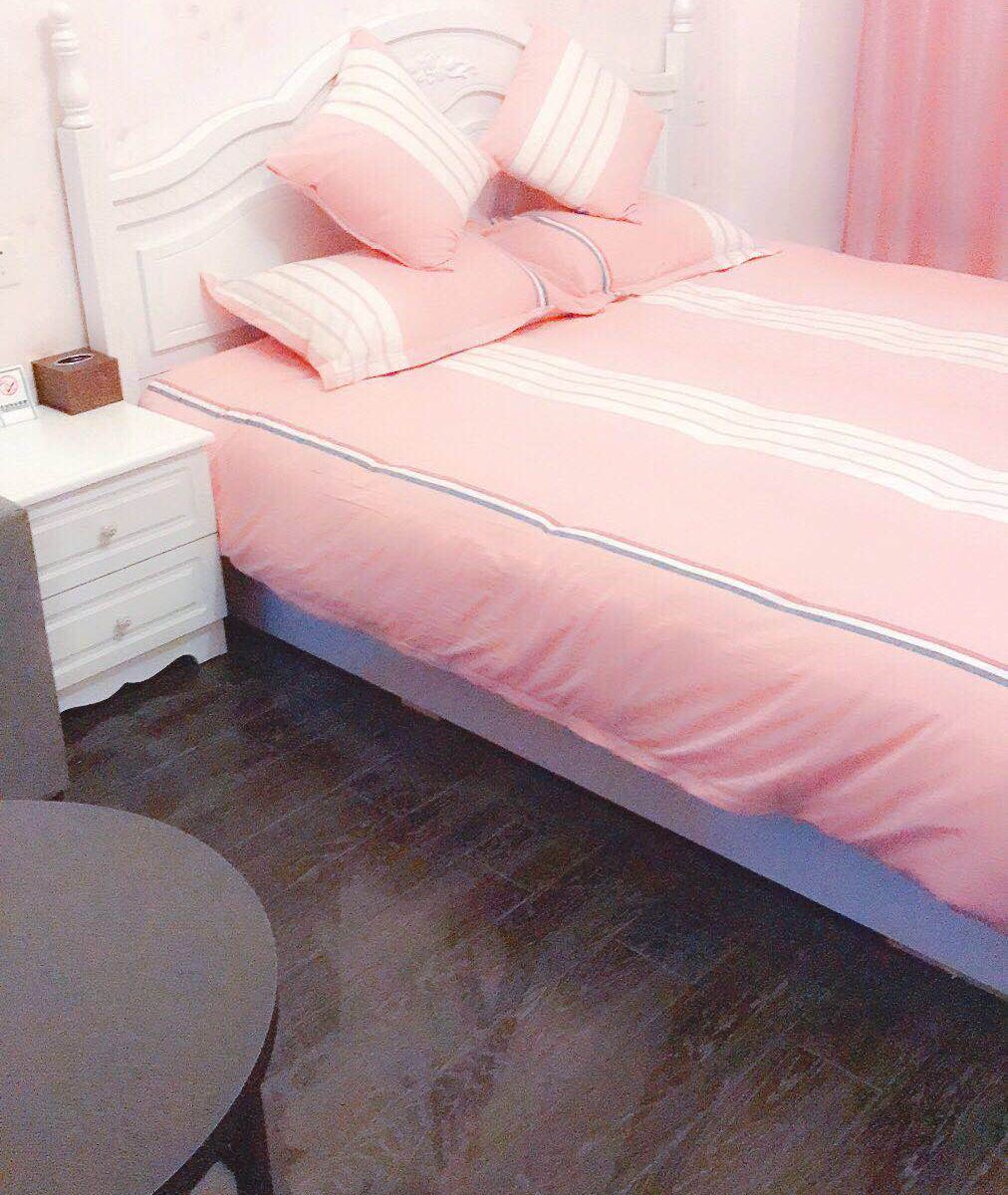 豪华大床房