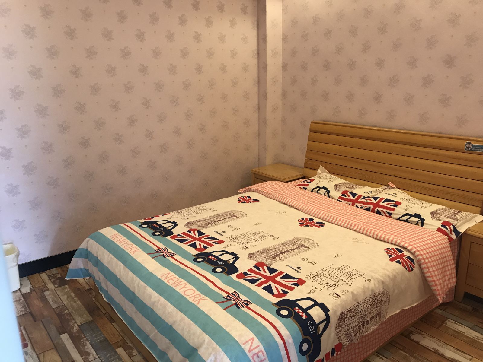 普通间(公共卫浴)