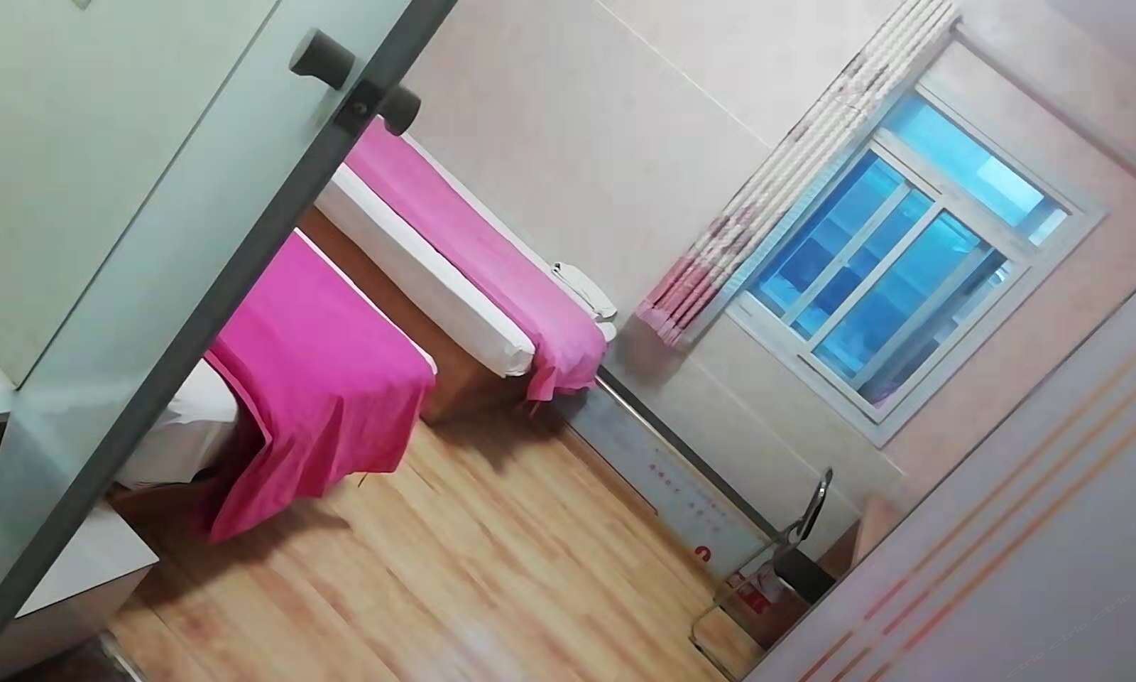 经济标准间