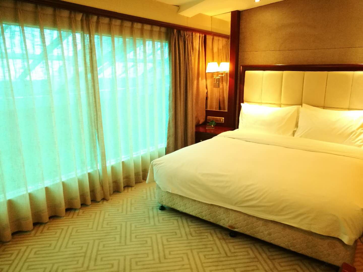 雅致房