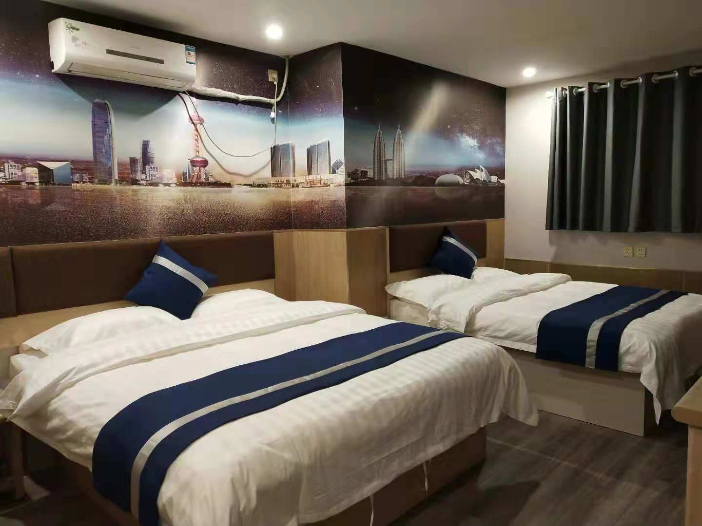 温馨家庭房