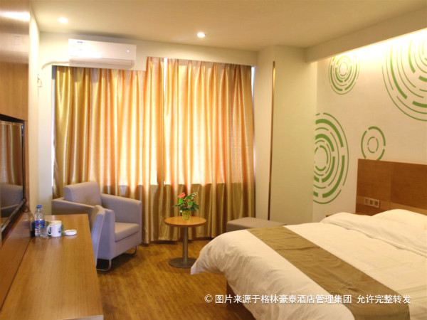 1.8米大床房