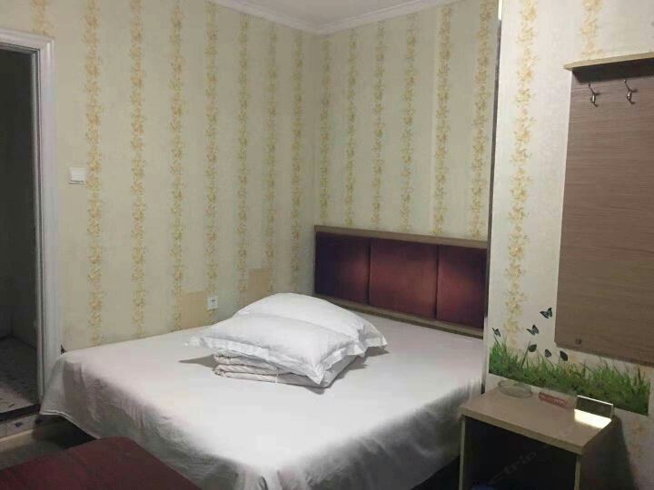 普通大床房（无窗）