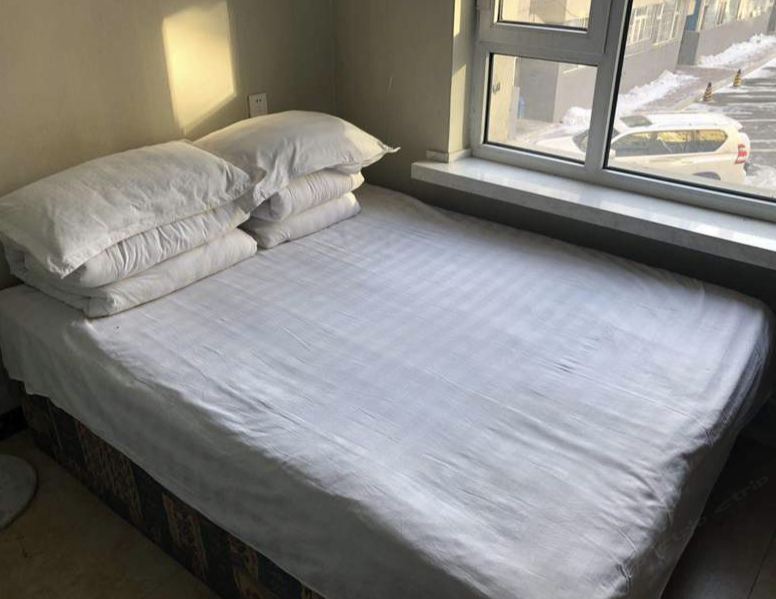 阳光大床房
