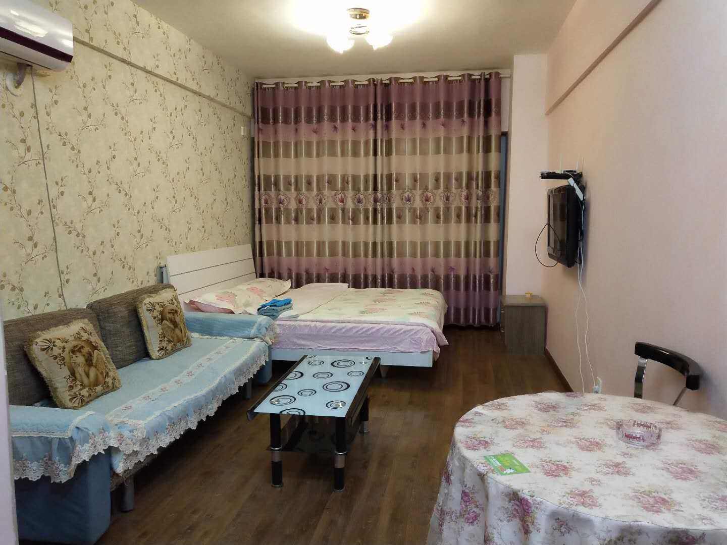 浪漫大床房