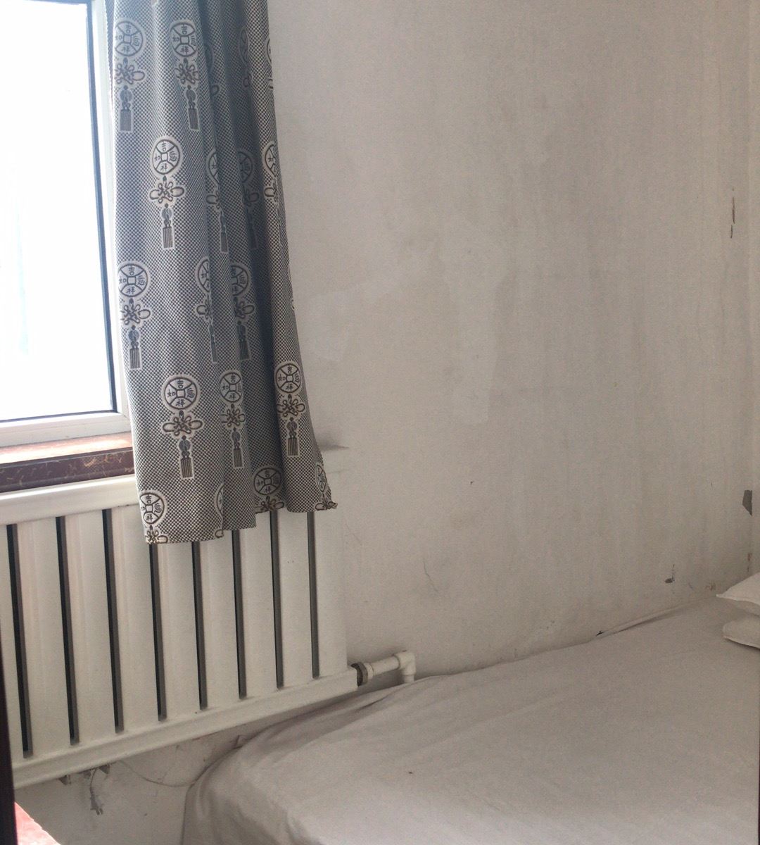 普通大床房(公共卫浴)