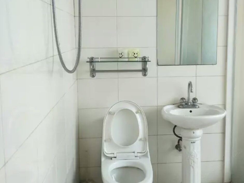 舒适大床房