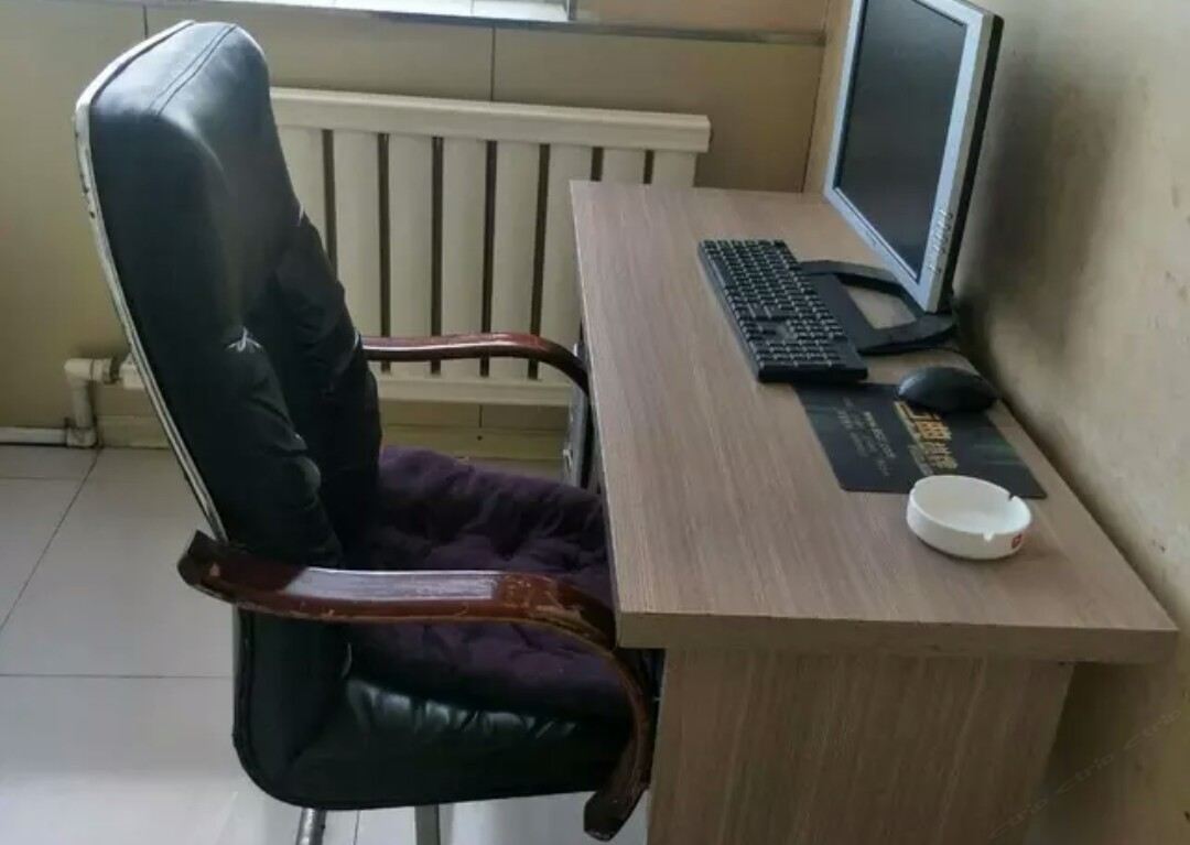 阳光大床房