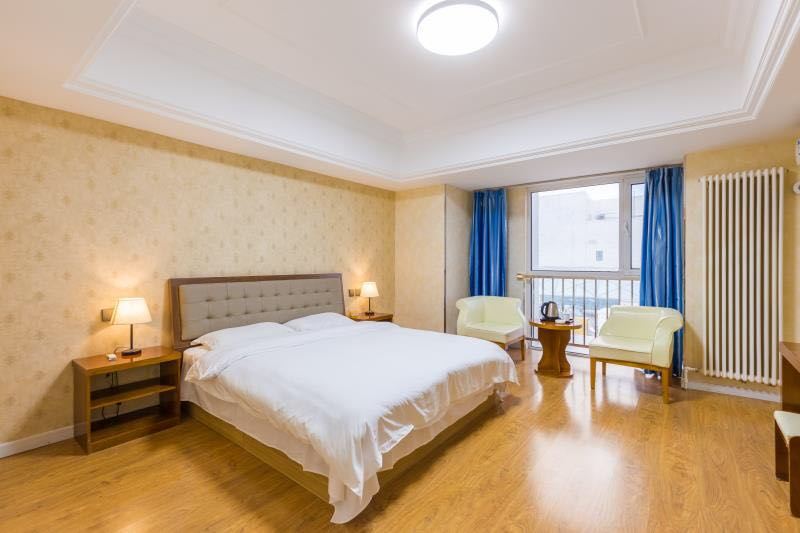 商务豪华大床房