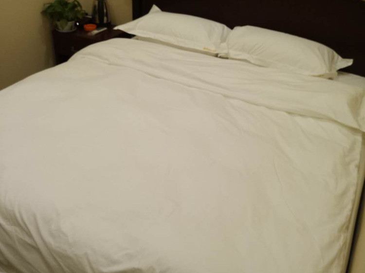 大床房(无窗)