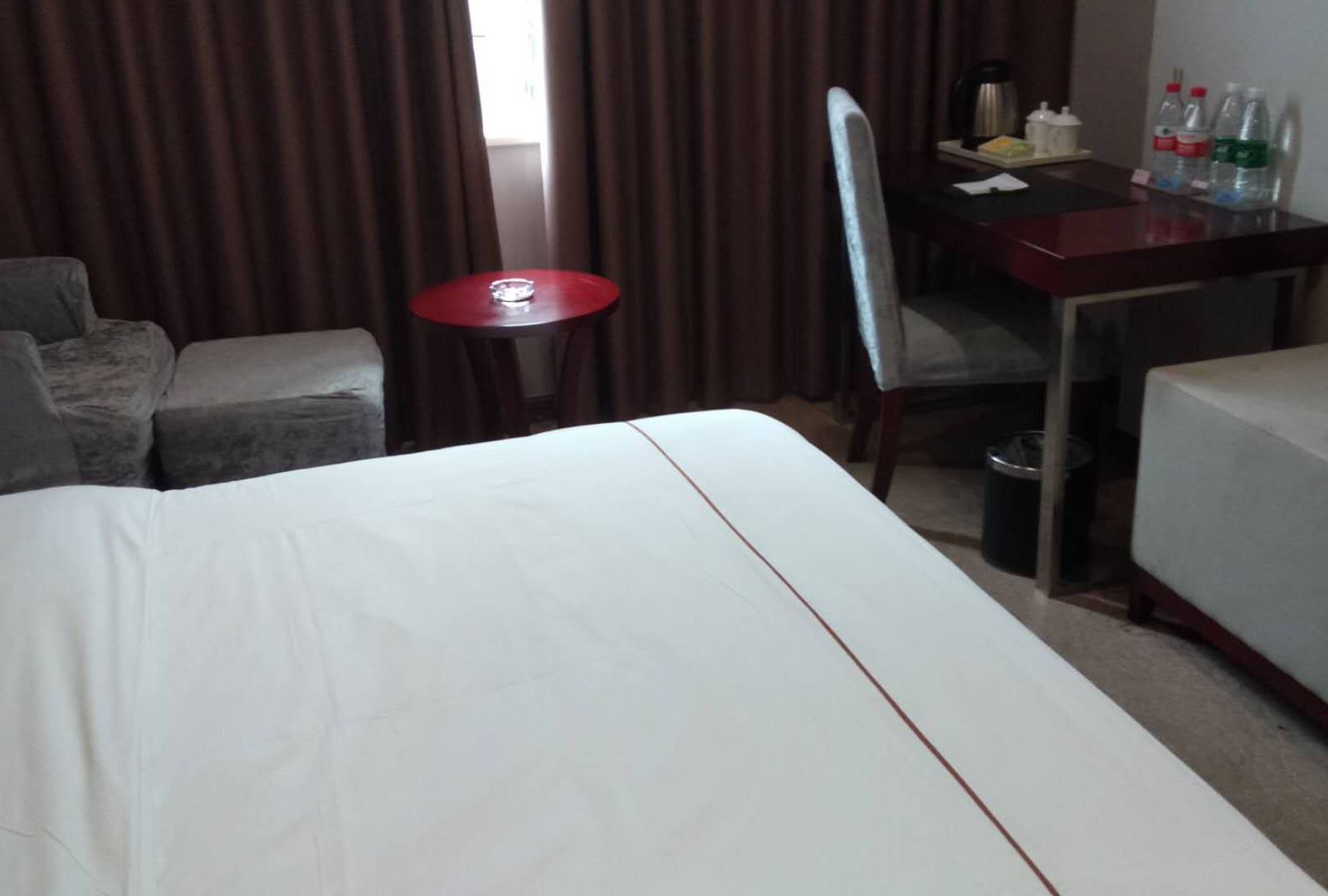精选大床房