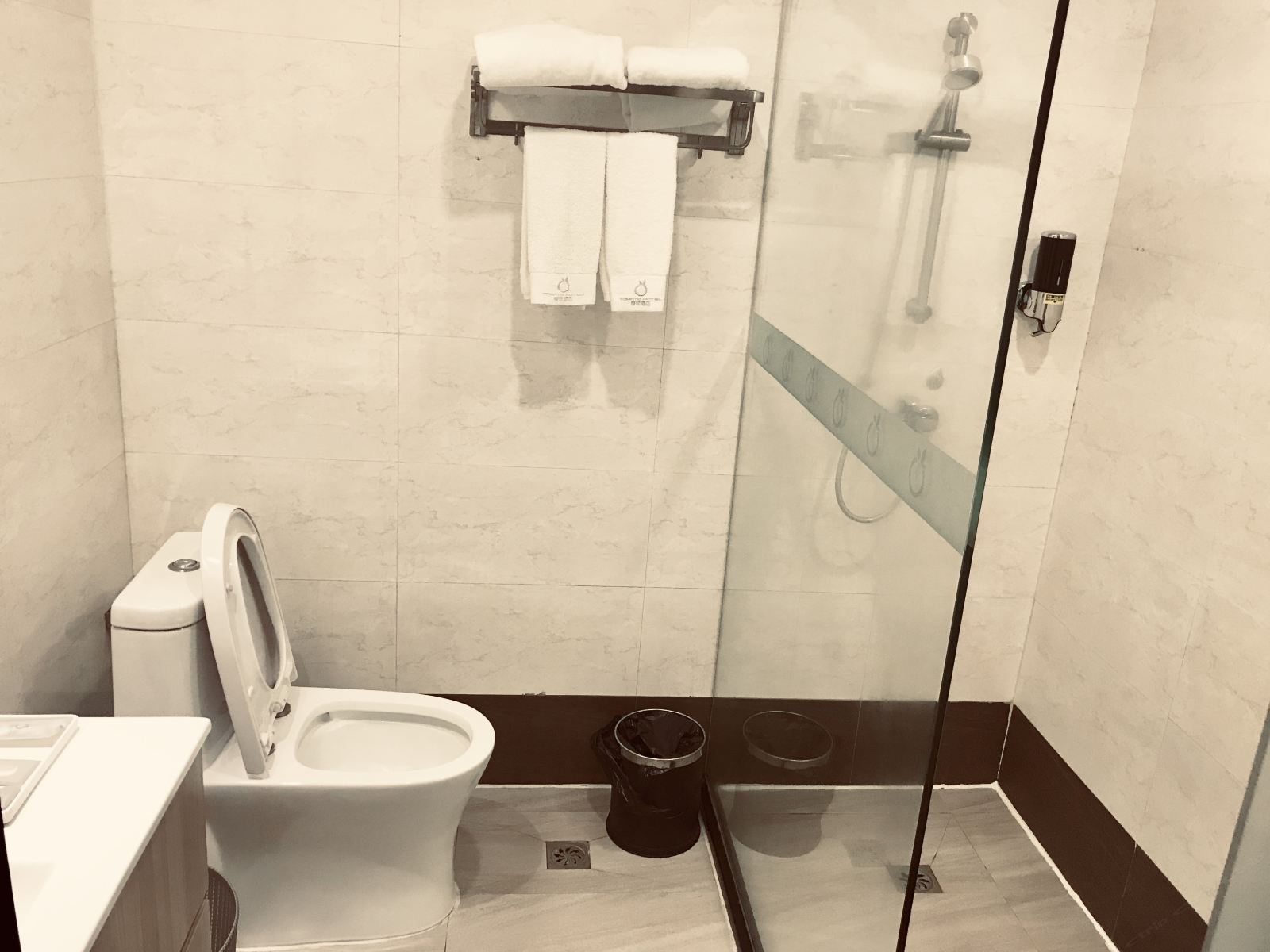 豪华大床房