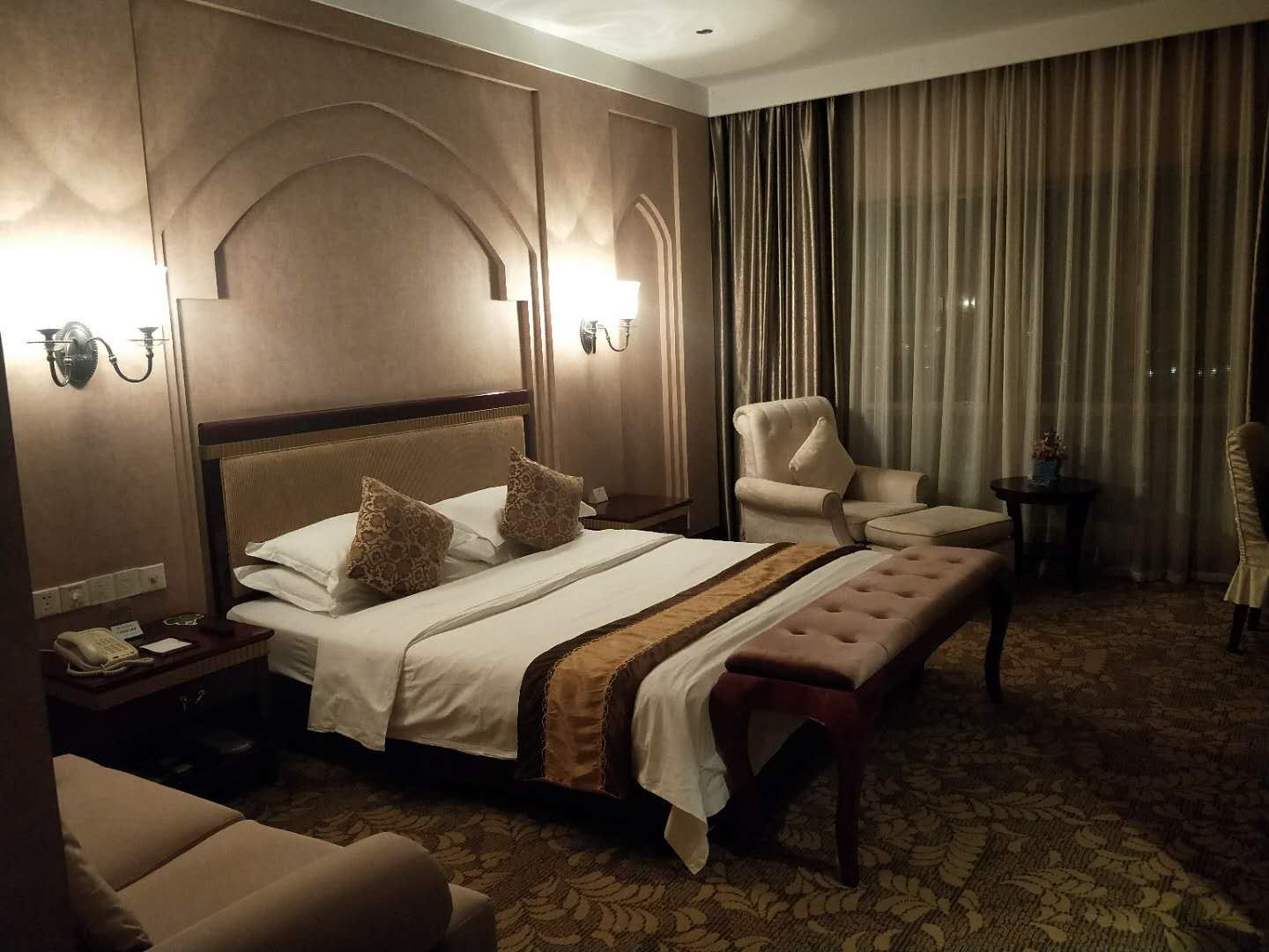 风景大床房