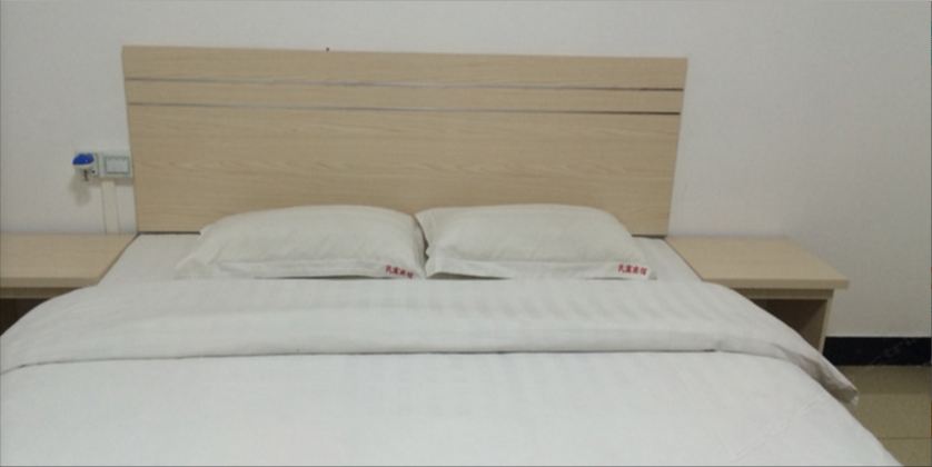 标准大床房