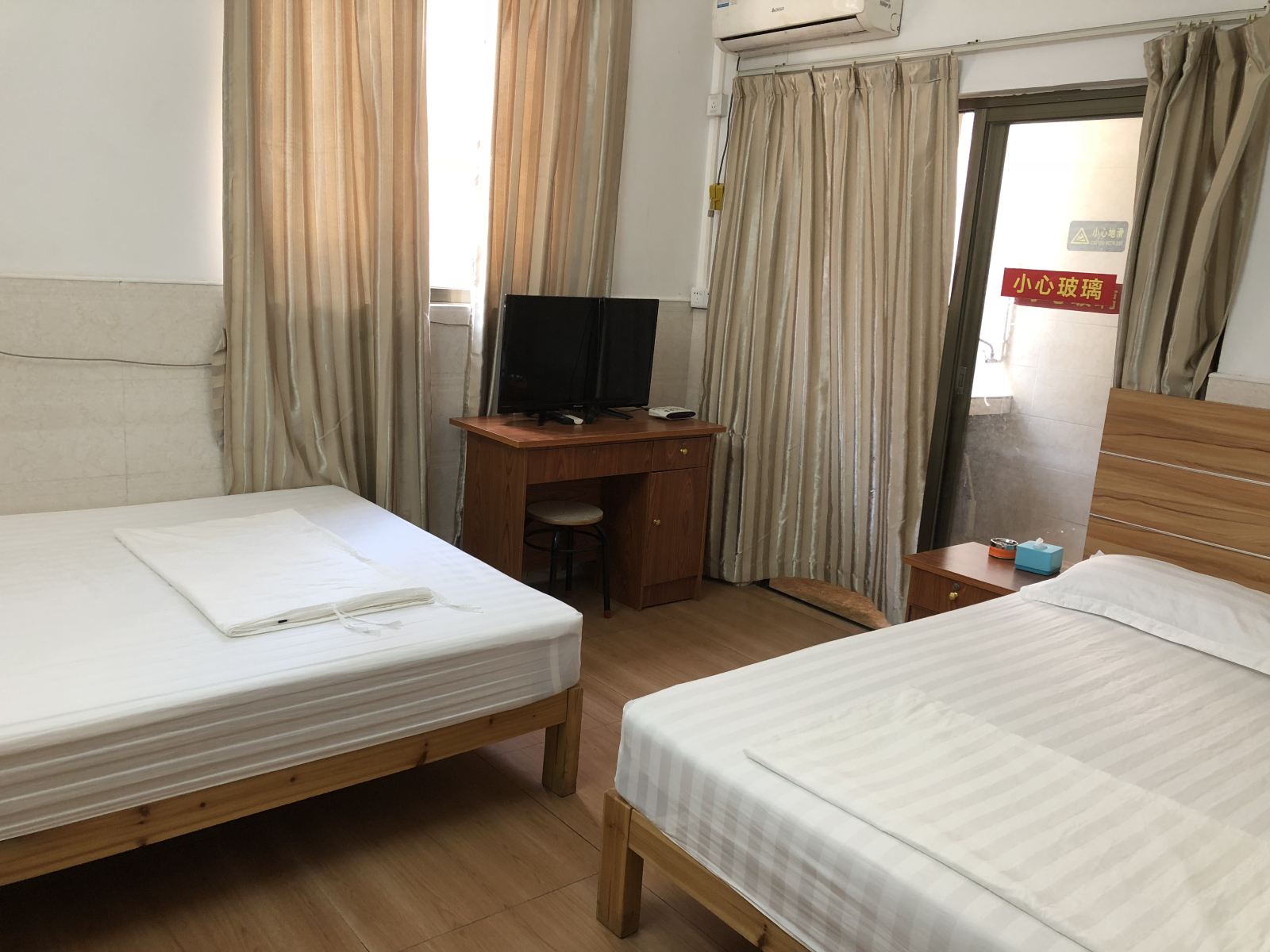 普通双床间