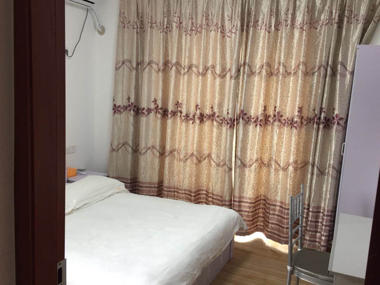 标准双床间