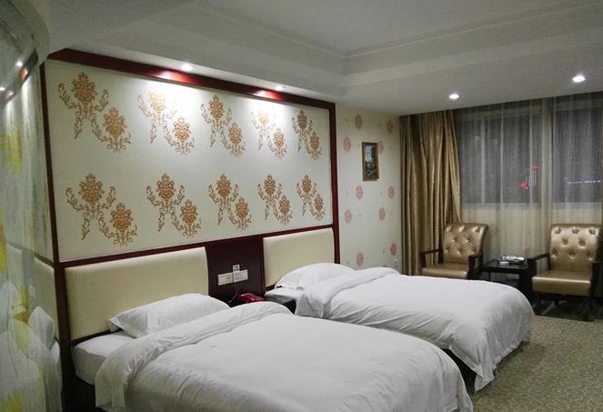 豪华双床房