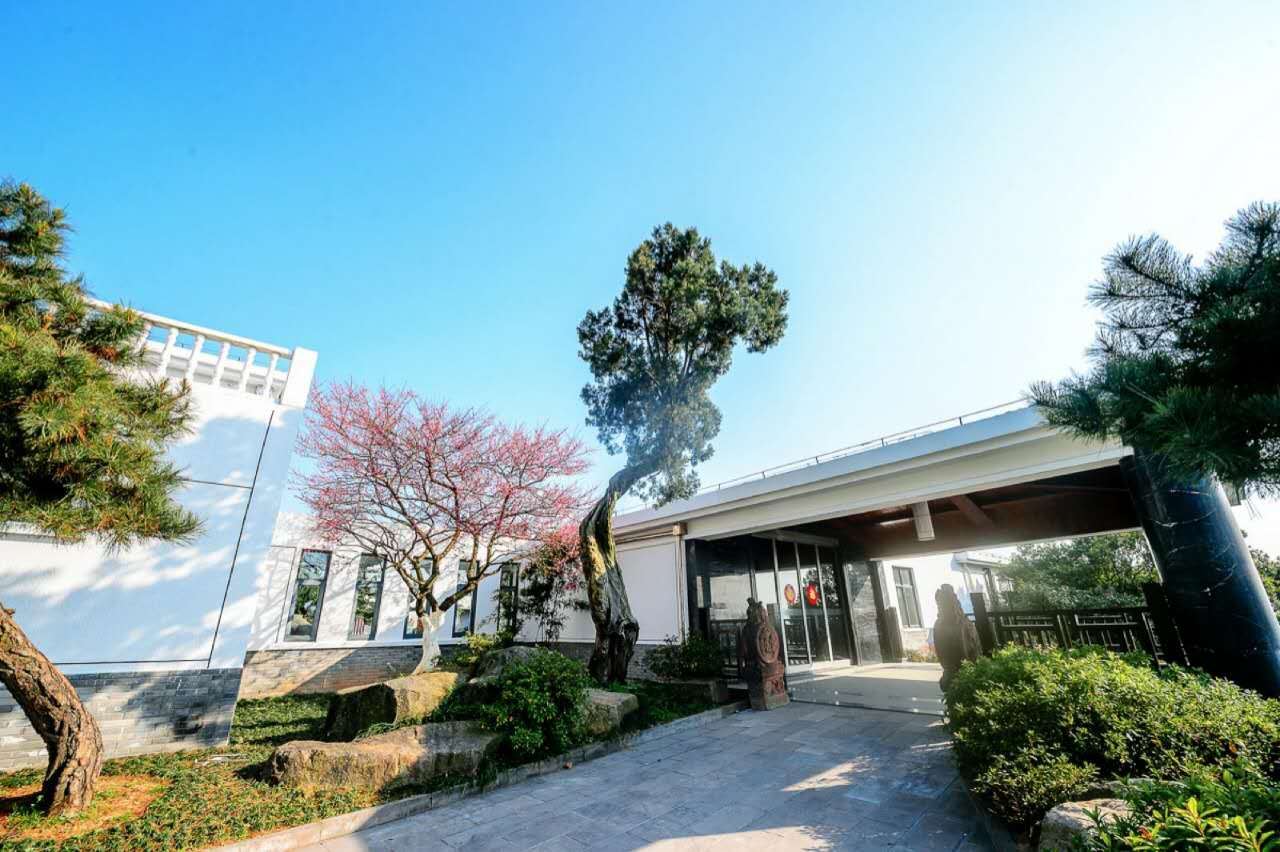 山居花园套房