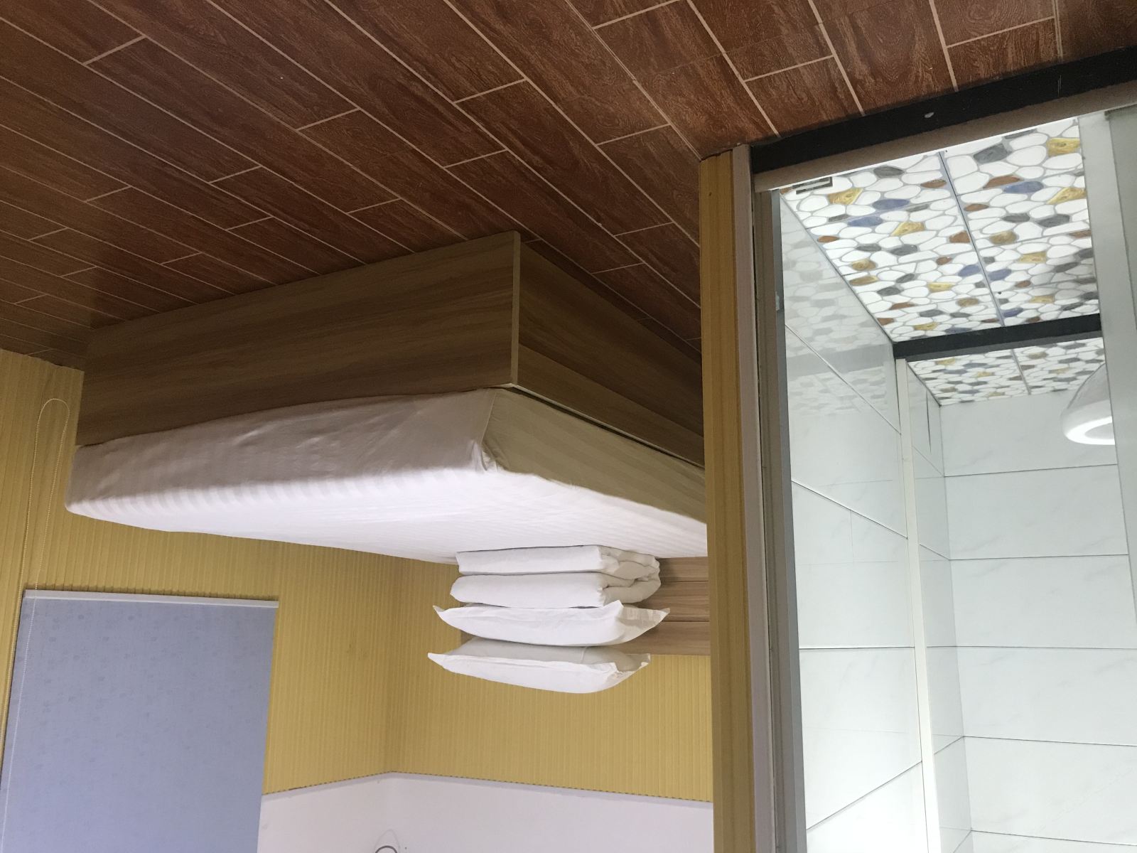 标准大床房