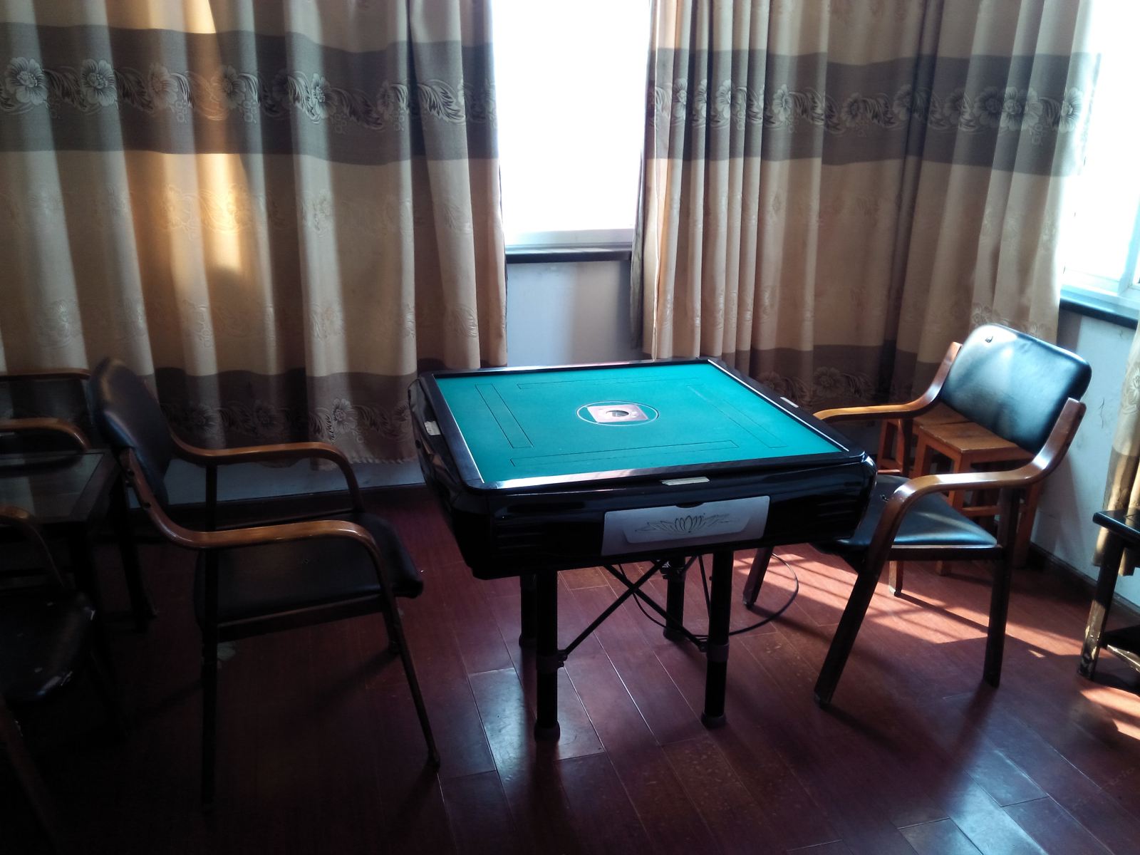 棋牌房