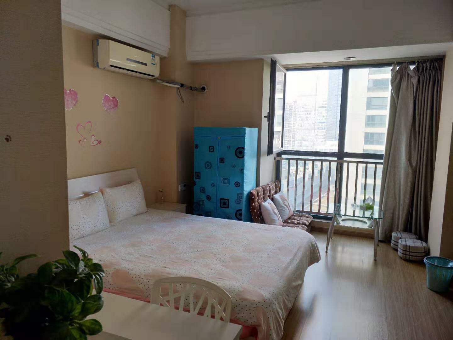 豪华大床房