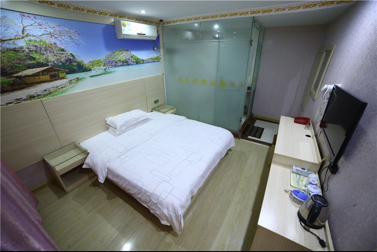 豪华大床房