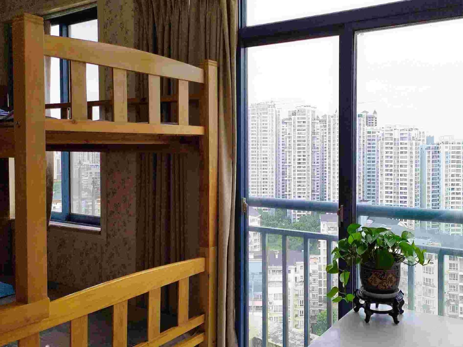 湖景上下木床房(公共卫浴)