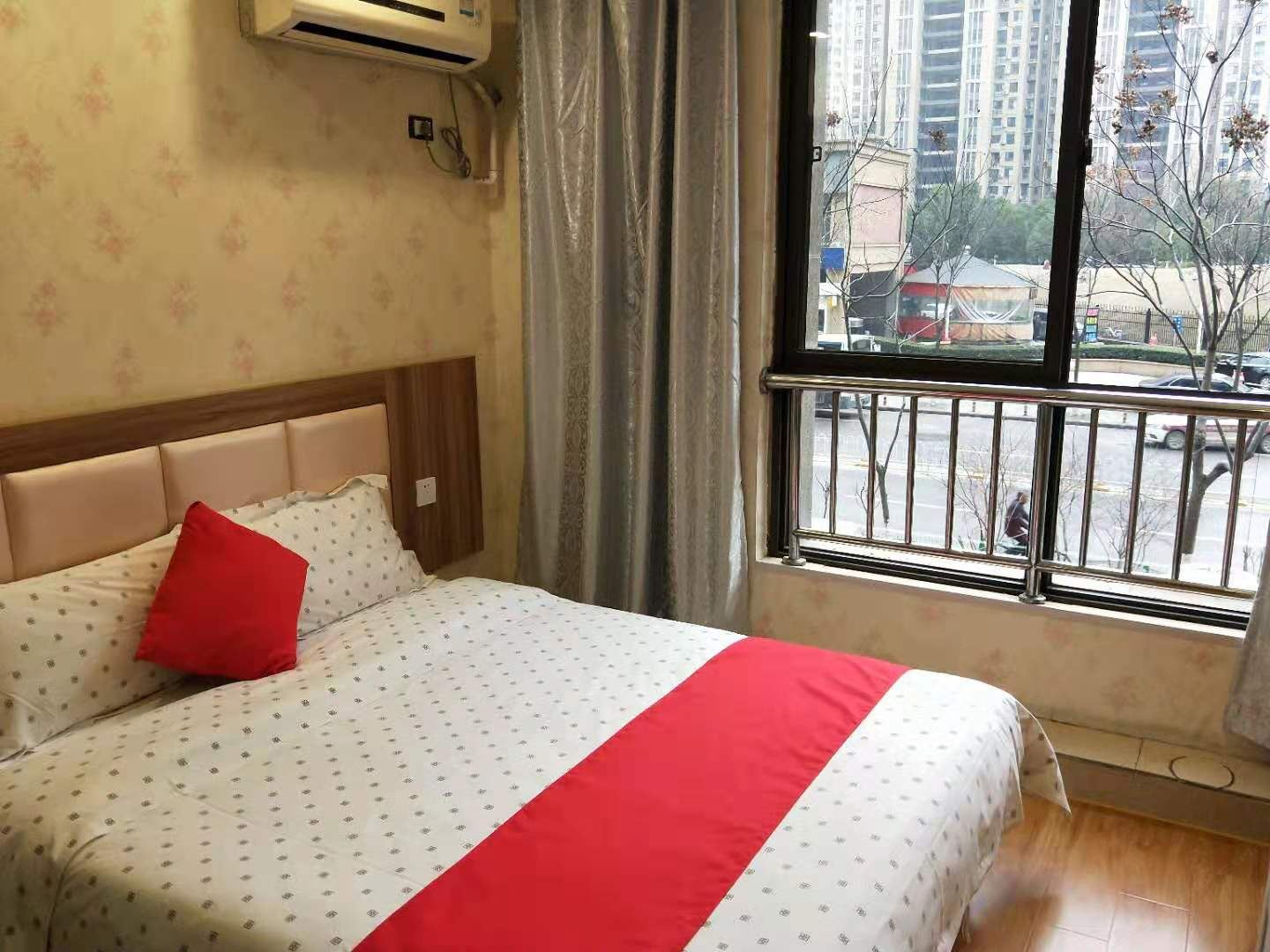 舒适大床房