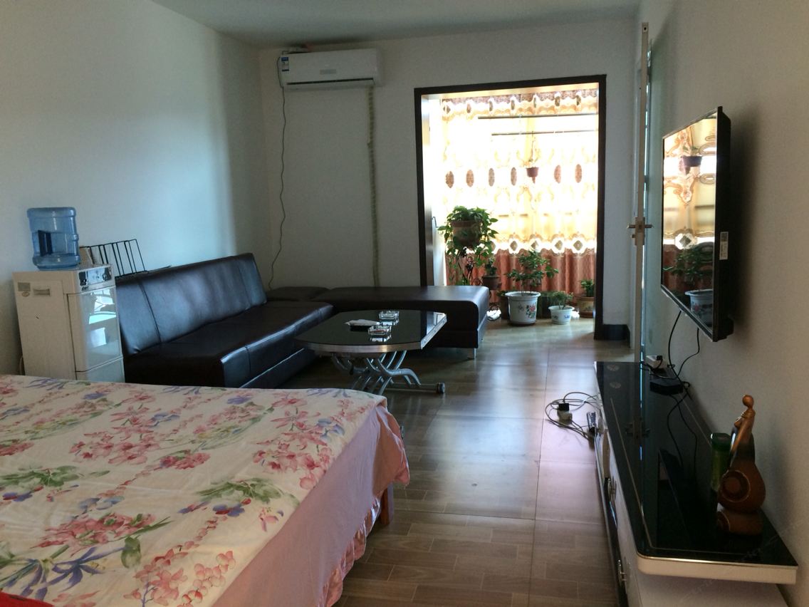豪华大床房