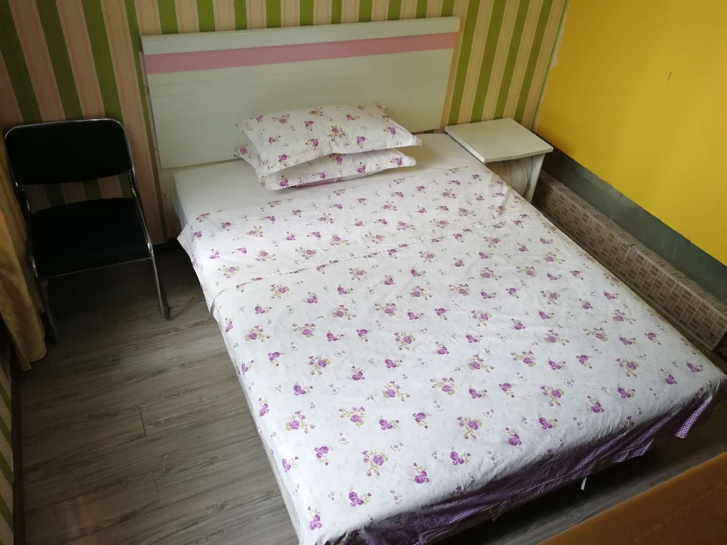 温馨大床房