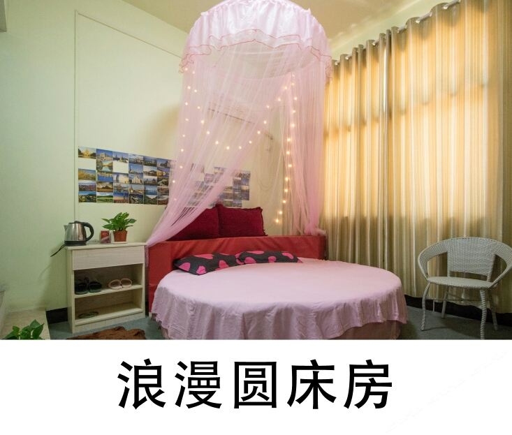 豪华大床房