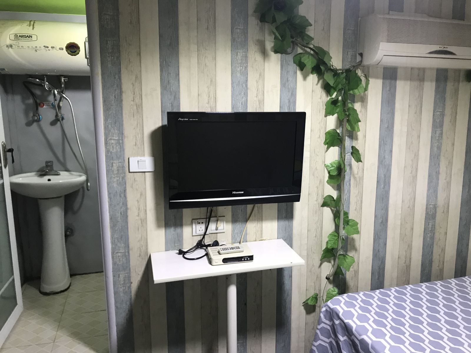 豪华大床房