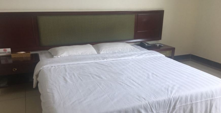 标准大床房