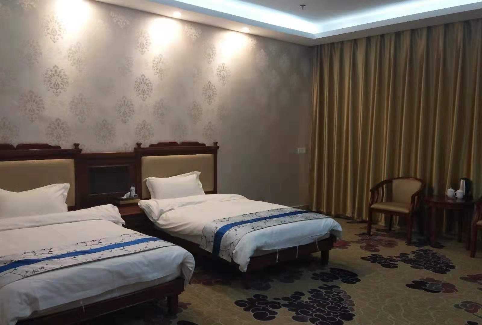 标准双床房