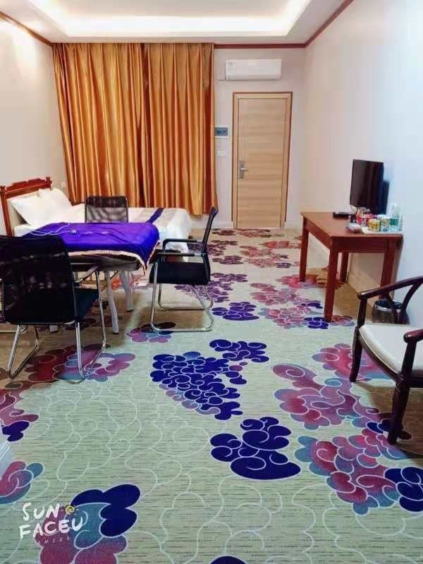 棋牌大床房