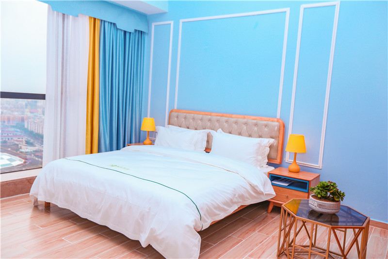 现代几何大床房