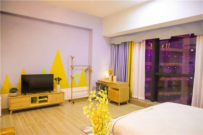 现代几何大床房