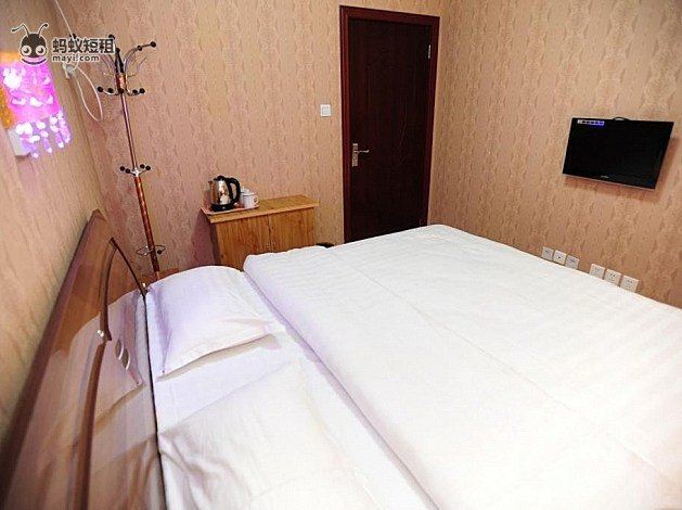 特价大床房(公共卫浴)