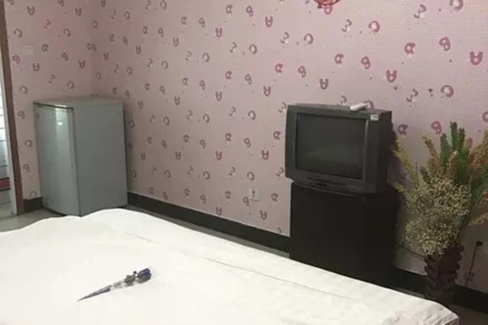 豪华大床房