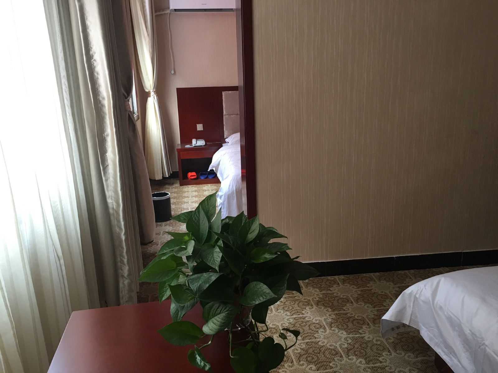 家庭间