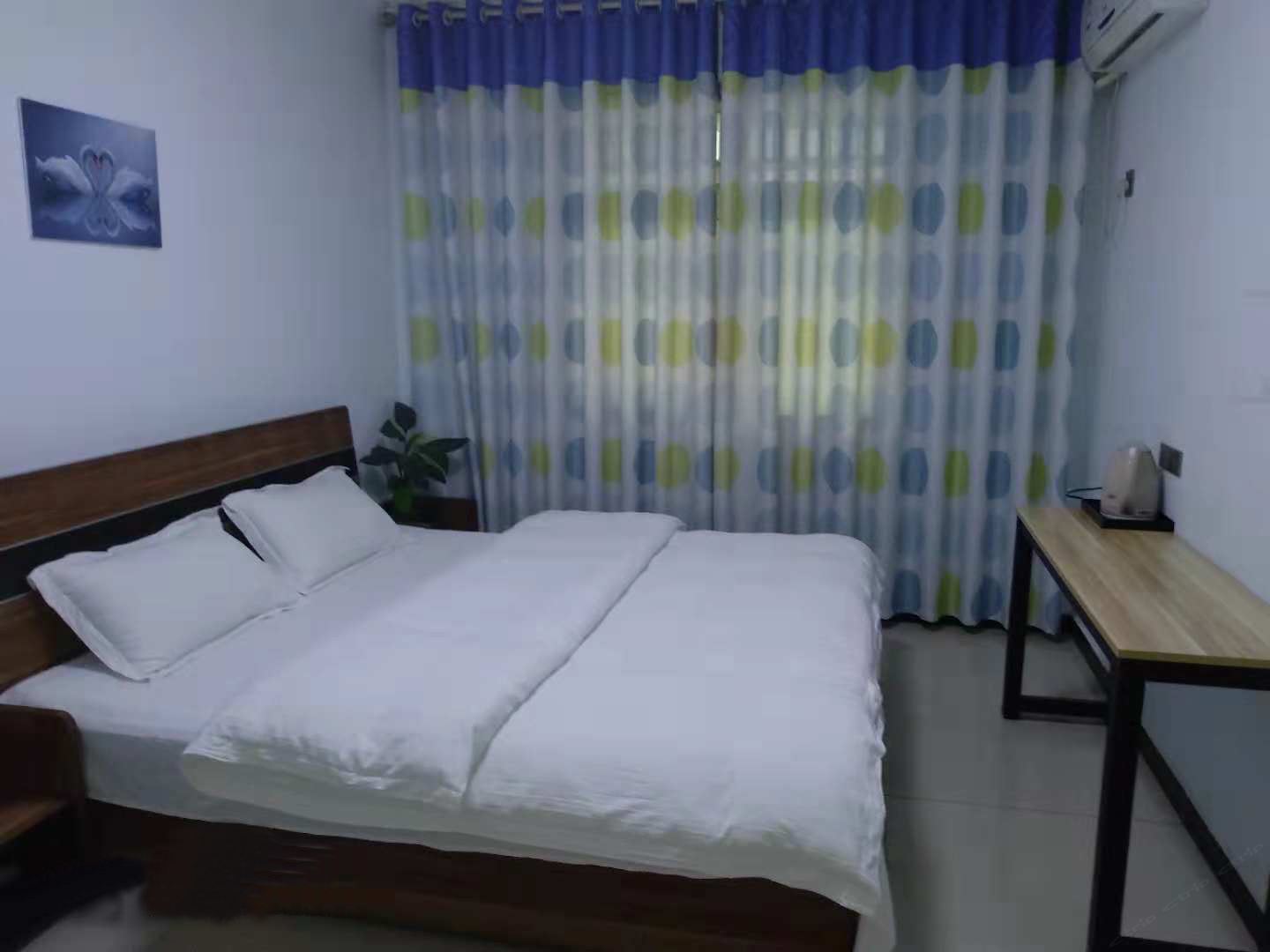 商务大床房
