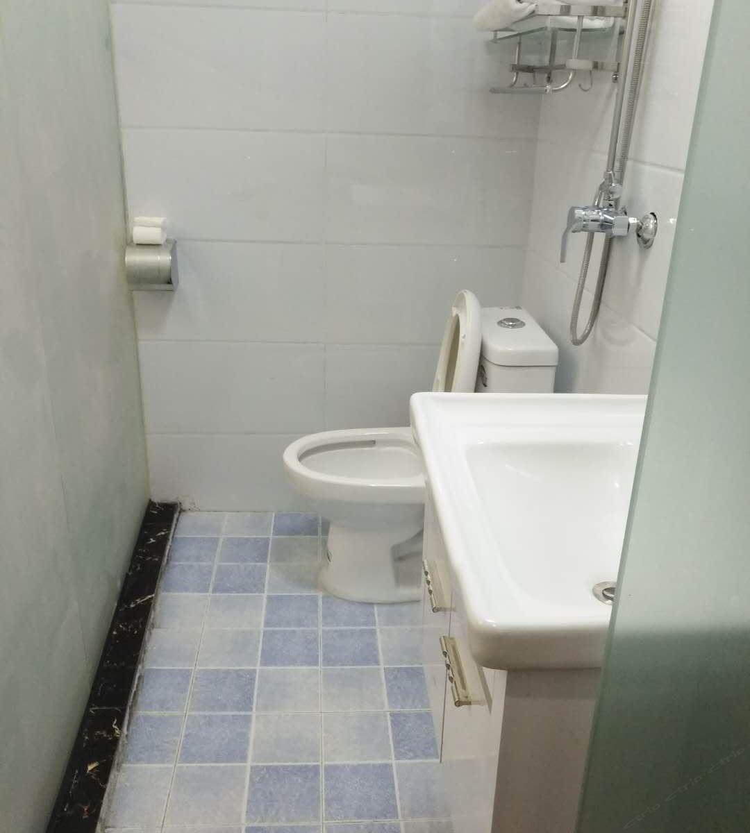 温馨大床房(无窗)